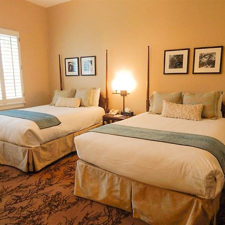 Mountain Lake Lodge Pembroke Esterno foto